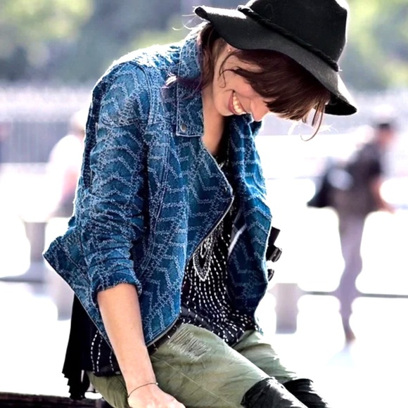 Free People Punched Denim Moto Jacket in Chevy Blue Chevron - Picture 10 of 10